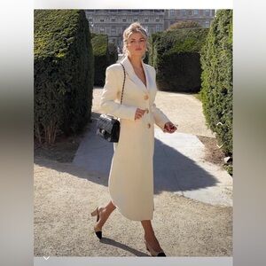 Nana Jacqueline Evie Long Suit Jacket in White - NWT - size medium